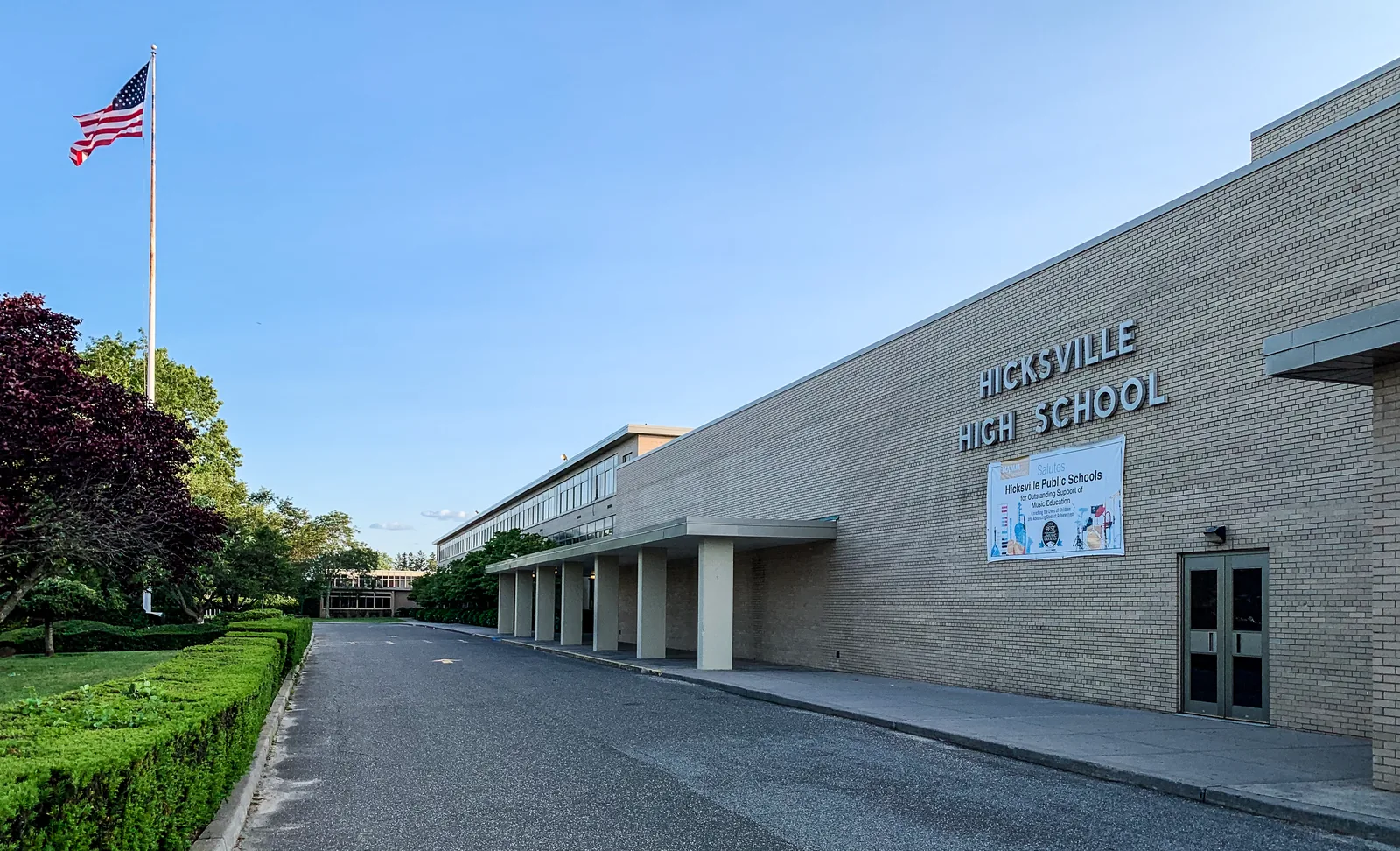 Hicksville High School, New York