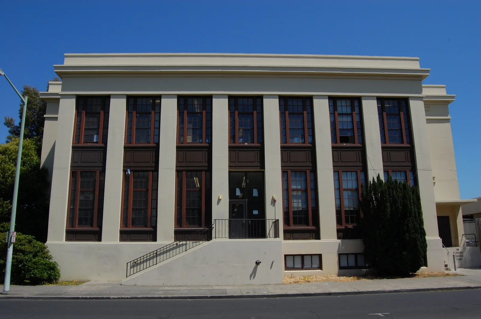 Adult high school. West wing. 2250 Central Avenue. Alameda, California, USA